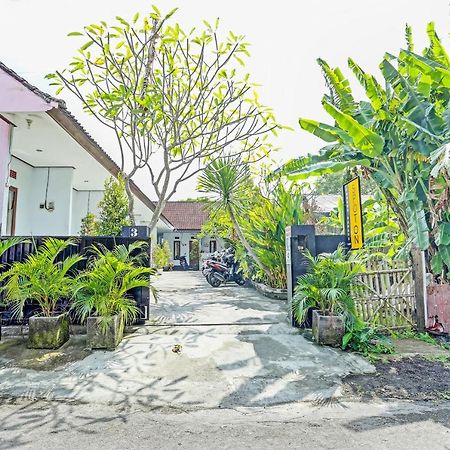 Spot On 91197 Pondok Rahayu Hotel Kerobokan Eksteriør billede